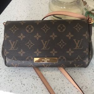 Louis Vuitton Favorite PM